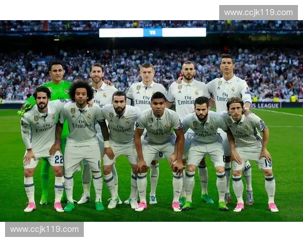 围绕欧冠赛程与皇马最新比赛安排的完整赛程解析指南详尽全景汇编